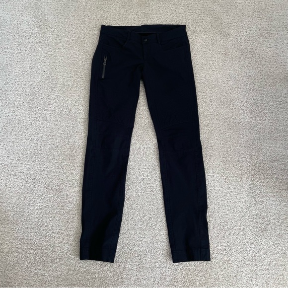 Lululemon Black Pants with Zipper Pocket and stitching detail - Picture 2 of 5